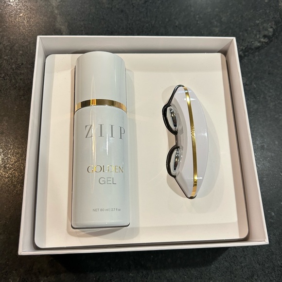 ZIIP Nanocurrent & Microcurrent toning device - Picture 5 of 6